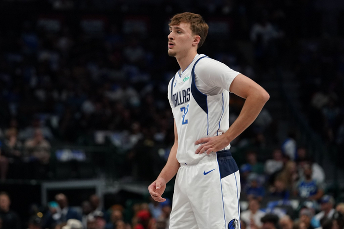 弗拉格13投3中，季前赛37.3%命中率撑不起状元光环