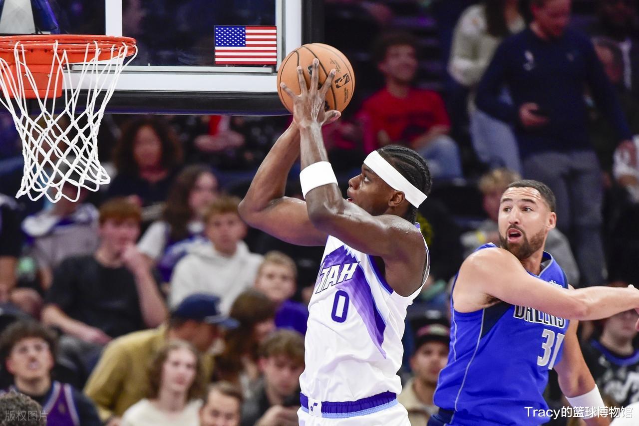 独行侠客场87-72大胜爵士，替补奇兵马绍尔崛起抢尽风头