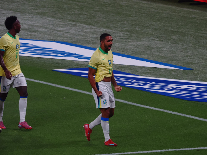 日本0比2输给巴西：差距不是一场比赛能抹去的