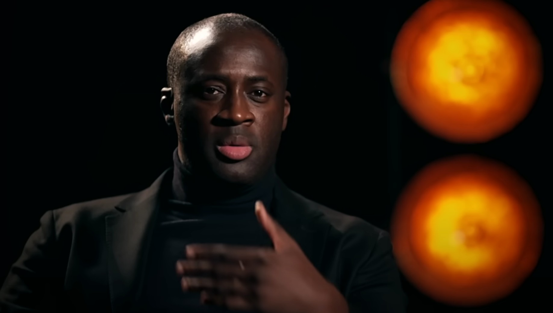 38场关键进球成就亚亚-图雷传奇，赤脚训练让他技惊四座