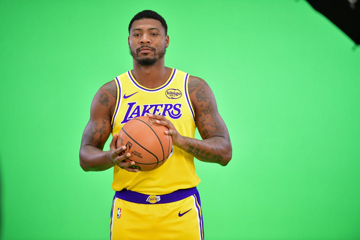 斯玛特：季前赛只打25分钟！湖人磨合到底靠啥？