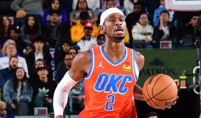 23分6助攻亚历山大半场炸裂，雄鹿季前赛差距暴露，字母哥苦思破局