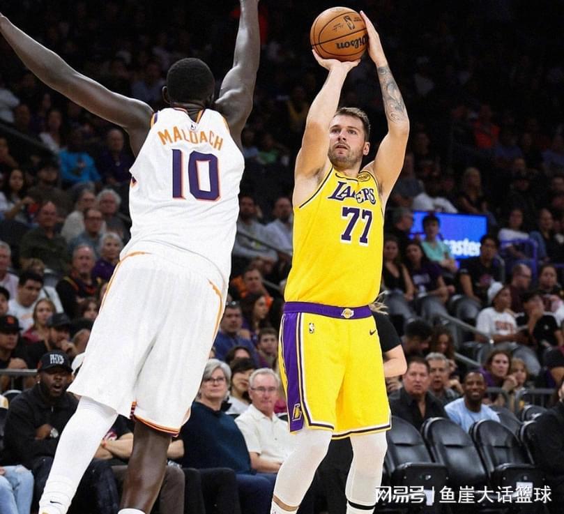 东契奇归来25分难救主，湖人104-113输给太阳，古德温成逆转功臣