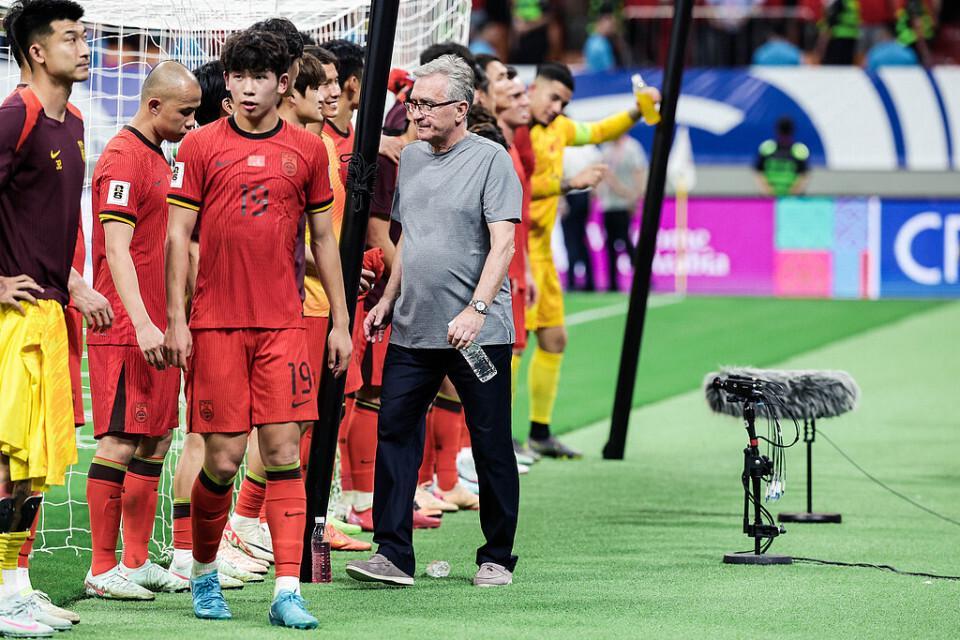 71岁伊万科维奇爆料！国足跑不出11公里，4胜8负和这点息息相关