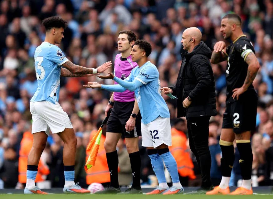 英超5换人规则还不够？6换人新提案引爆豪门争议