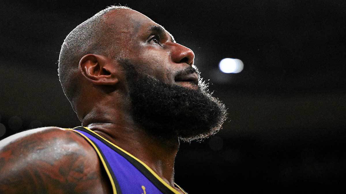 10连胜梦碎?湖人25场若失败,詹姆斯交换大门敞开