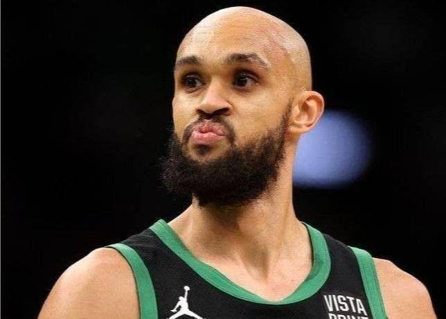 绿军半场52比50险胜猛龙，怀特单骑救主贡献19分