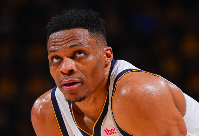 威少1年360万加盟国王，穆雷5年1.4亿续约，湖人詹姆斯伤情堪忧