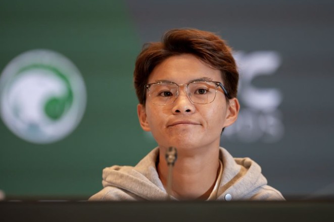 王霜7年后再冲亚洲足球小姐，30岁还能炸裂球场？