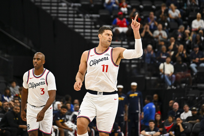 保罗9分钟9助攻,大洛三分5中4,快船老将还值不值首发?