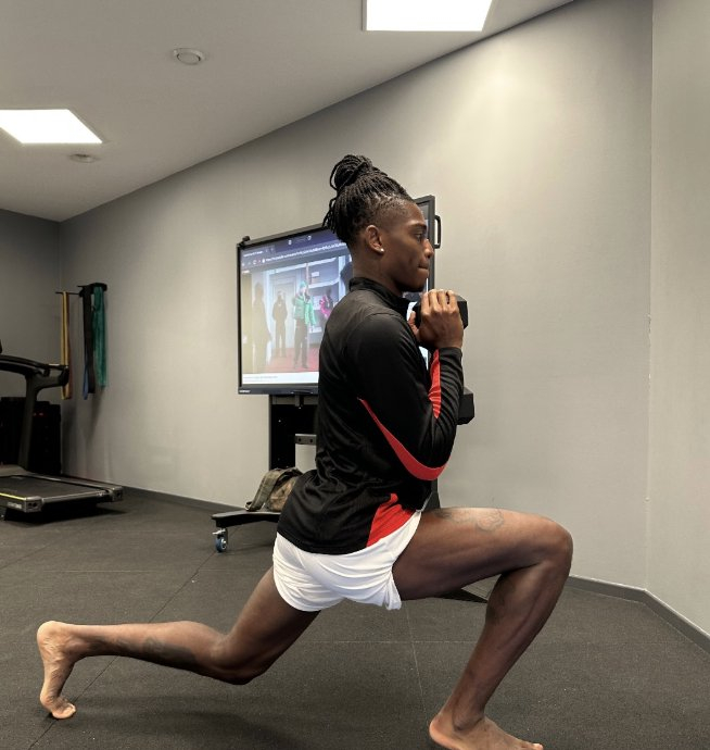 意甲｜米兰的5个关于莱奥的现实：天赋、合同、谁愿意买单？