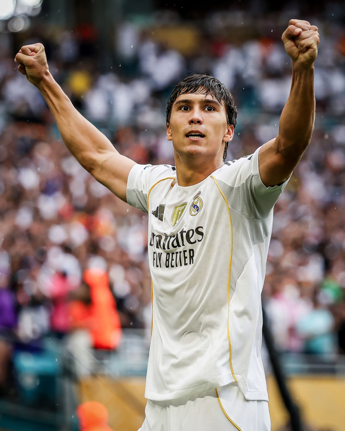 西甲｜1月或有报价！贡萨洛·加西亚在皇马去留成疑