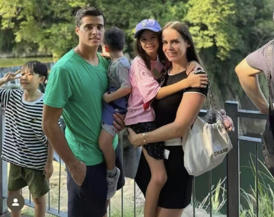 中超｜申花10号特谢拉台北游配旗遭批，删图回应