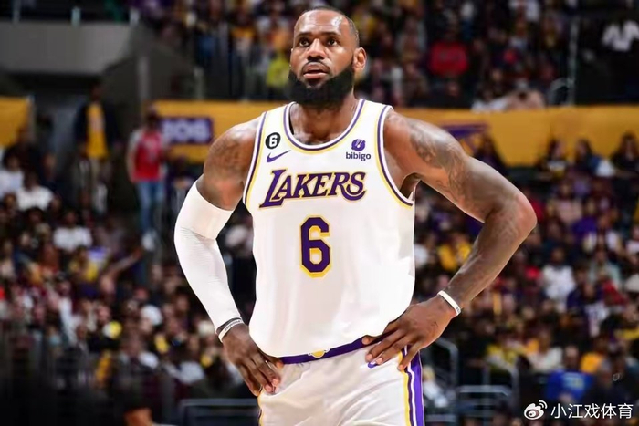 NBA｜詹姆斯说“人都太假”！决定2引来856.66美元诉讼，季前赛仍因病缺阵