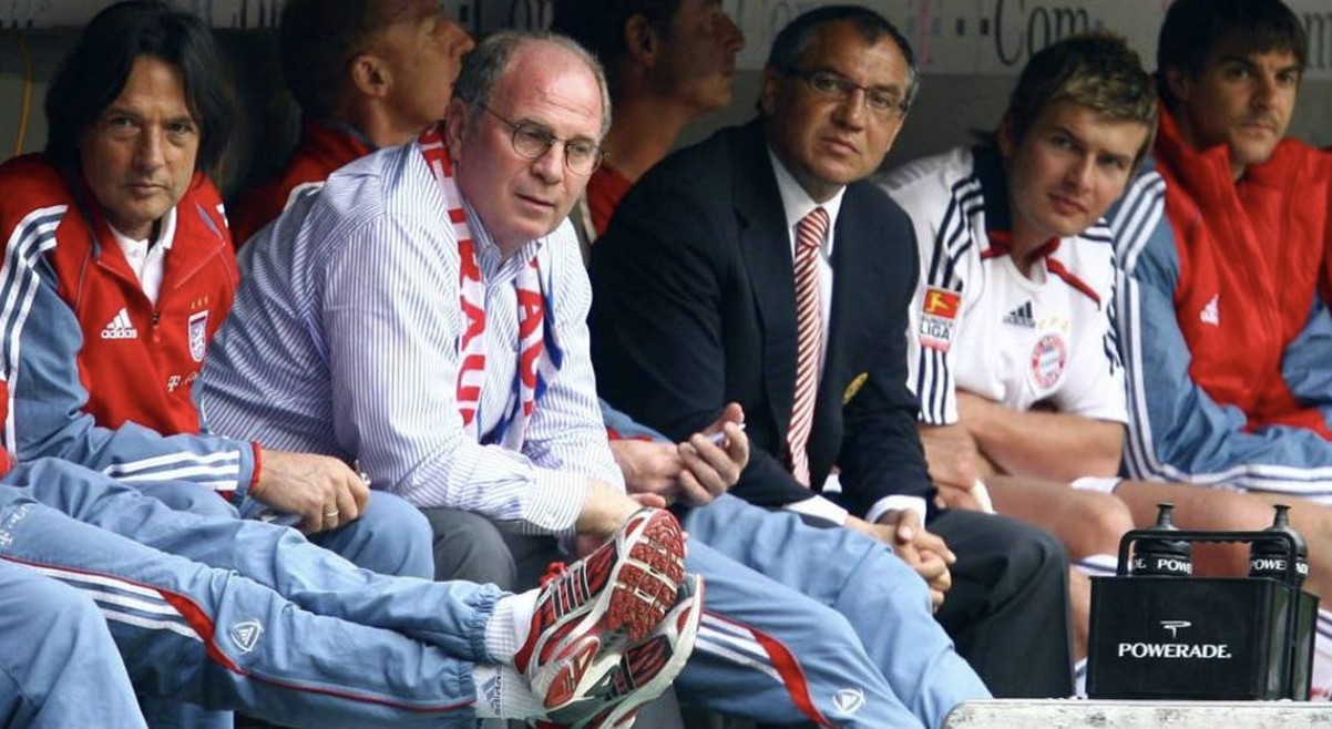 德甲｜拜仁：5次手术、2年未出场，他被赫内斯续约到底值不值？