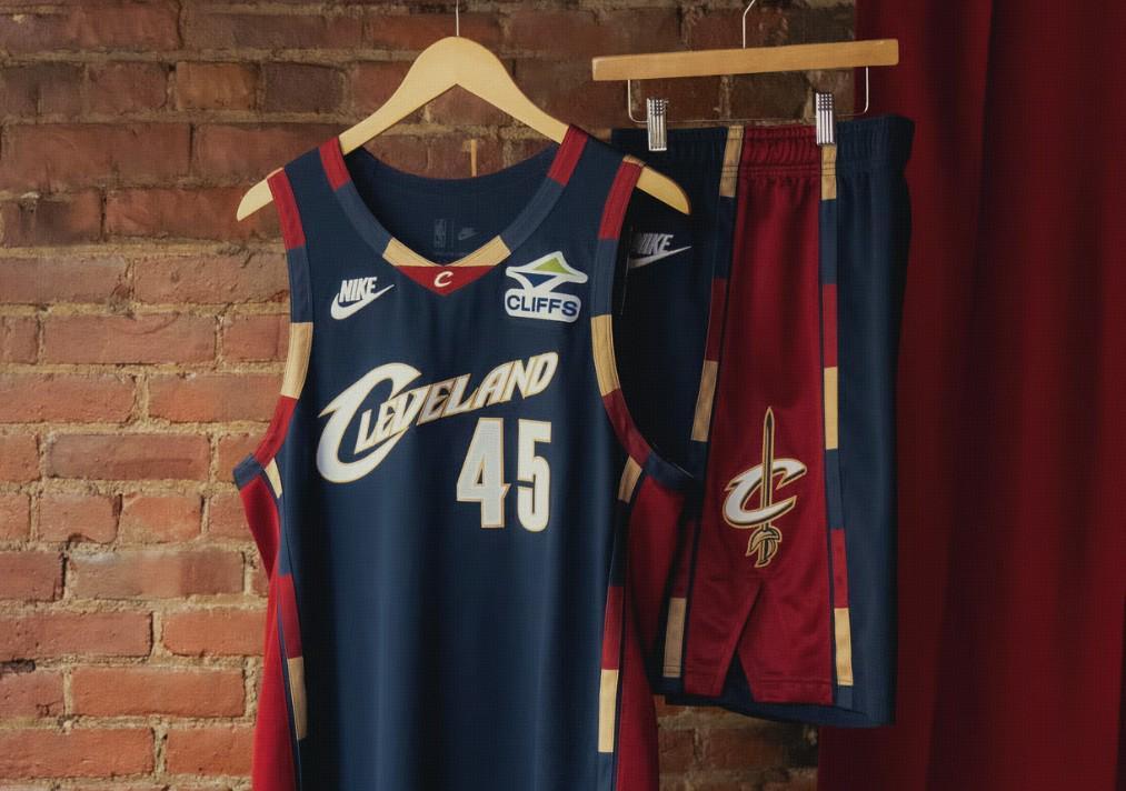 NBA｜克利夫兰骑士重启2005-2010海军蓝复古球衣，庆祝建队55周年