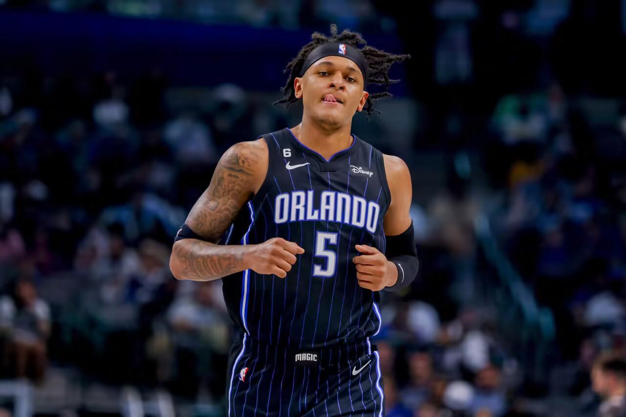 NBA｜魔术132-125击败鹈鹕，双核留到第四节才休息带来的两个信号