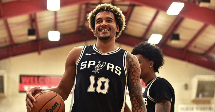 NBA｜马刺揭幕战两将缺阵，索汉场均11.4分成焦点