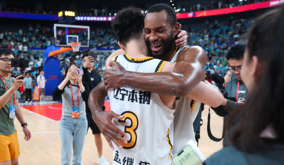 弗格回归CBA？广州市或签33岁老将再战2季，辽篮遗珠引争议