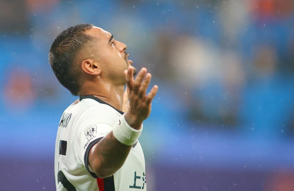 中超联赛｜4-3进球大战！上海海港靠莱昂纳多2进1助攻险胜青岛海牛