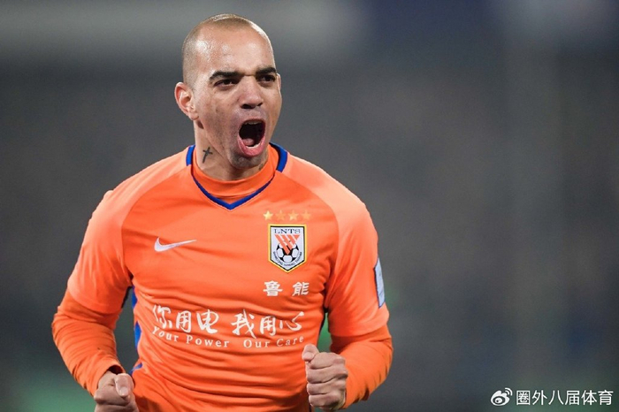 中超｜塔尔德利：4年合同改写40年人生，卡塔尔酋长送法拉利的真相