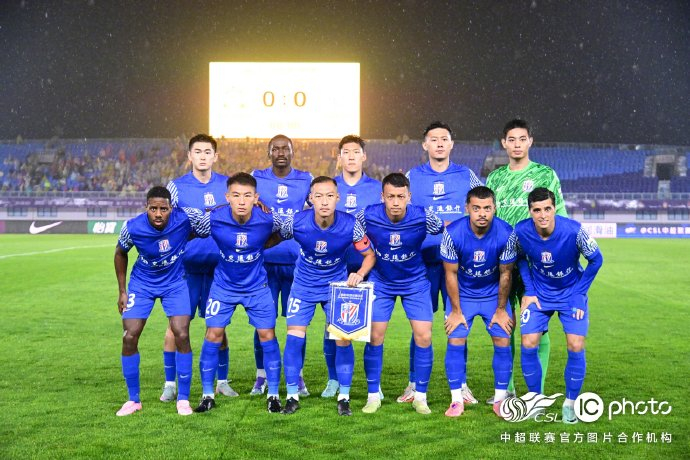 中超｜上海申花客场2-1击败青岛市，孙捷红牌+于汉超破门成分水岭