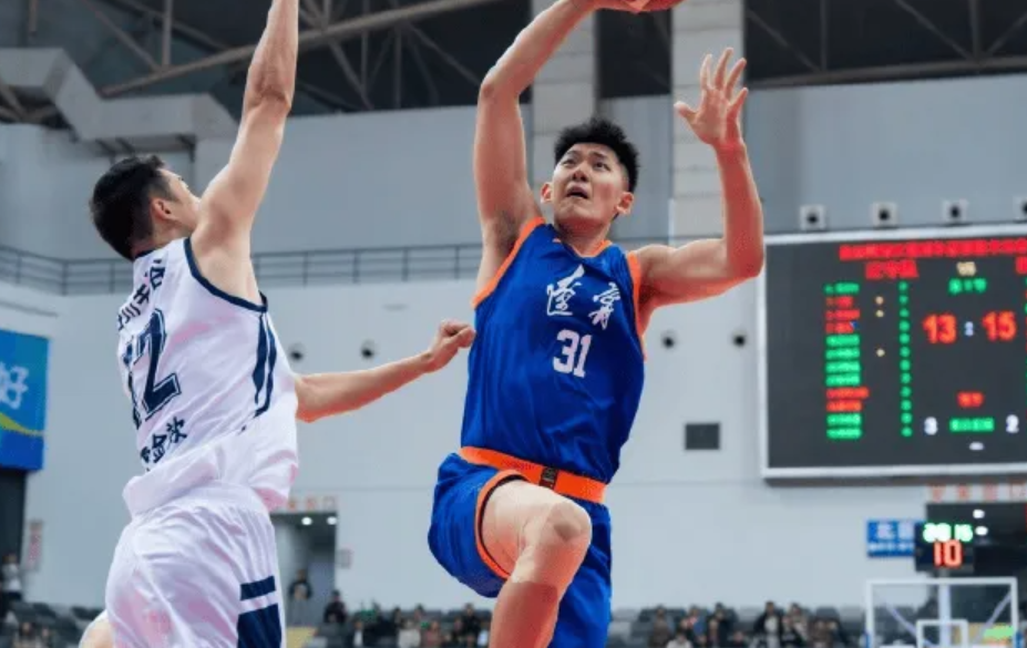 CBA｜辽宁83:74胜四川，付豪13分回春，杨鸣这次敢试就赢了