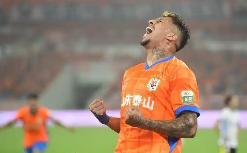 鲁能中超｜瓦科21球冲金靴，韩鹏五外援首发押上三分与防线考验