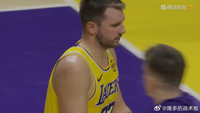 NBA 湖人61-58半场领先国王，这5点你不得不看