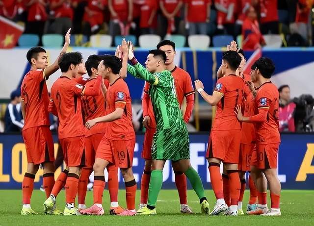 中国男足升至第93位，中超忙碌却挡不住足协选帅迟缓的尴尬（93）