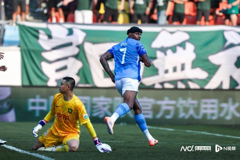 中超|新鹏城2比1击败国安,韦斯利本赛季已进10球压哨复活