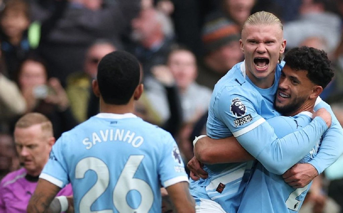 英超｜曼城2-0埃弗顿，哈兰德8轮11球，瓜迪奥拉还能淡定吗？