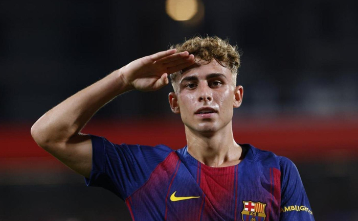 西甲｜巴萨伤停补时绝杀赫罗纳 2-1拿下第9轮，惊险逆转让人又爱又气