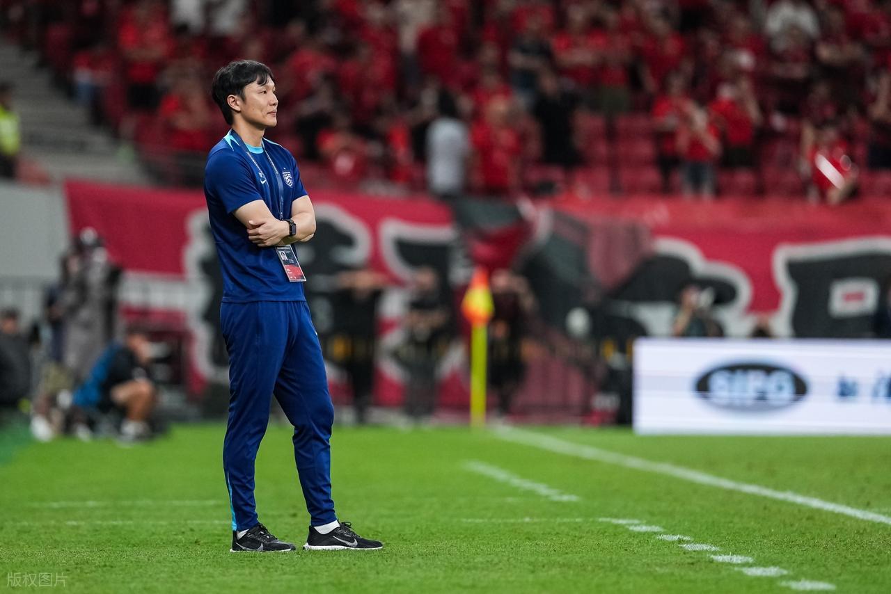 中超|大连英博0-0武汉,英博四轮不胜,武汉领先降级区7分还紧张?