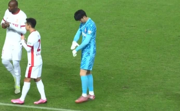 中超联赛｜0-2告负，长春亚泰第27轮再陷泥潭，国安11月1日握手局