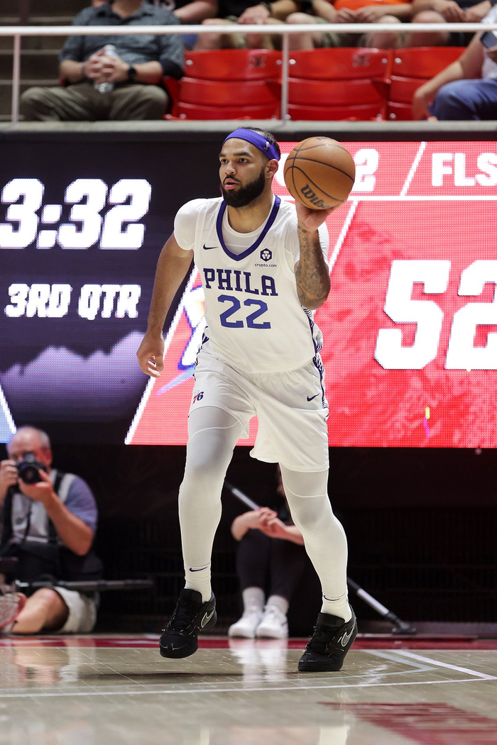 保罗·乔治能扛起三巨头吗？NBA 76人24胜58负后新赛季生死局