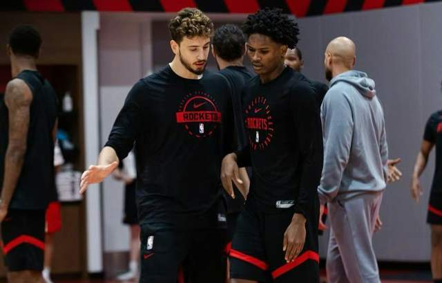 NBA火箭2年9000万续约引热议，10月22日首战雷霆成试金石