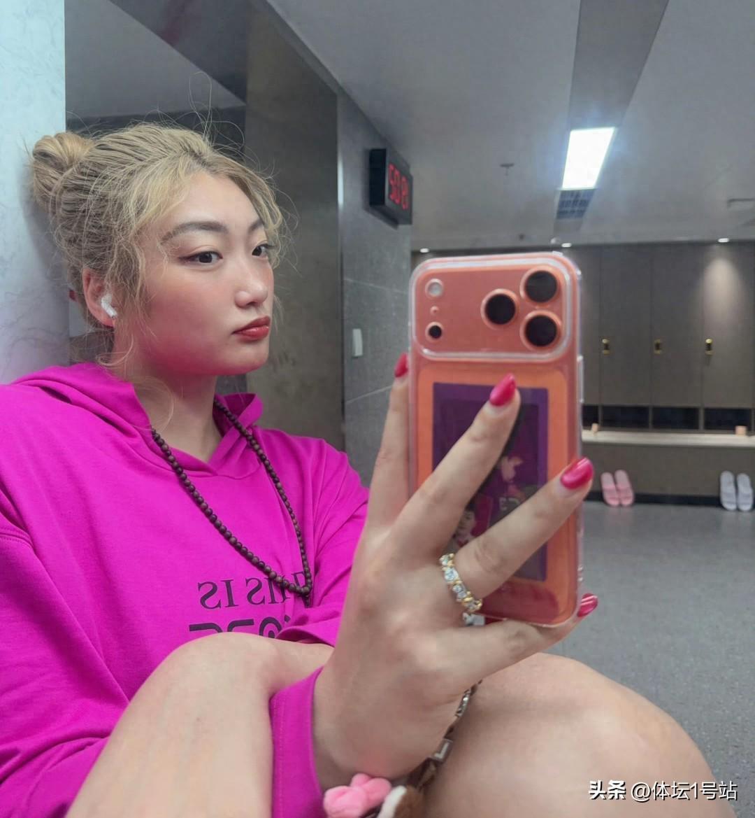 WCBA风口：李梦500万顶薪悬了，决赛5分钟成铁证