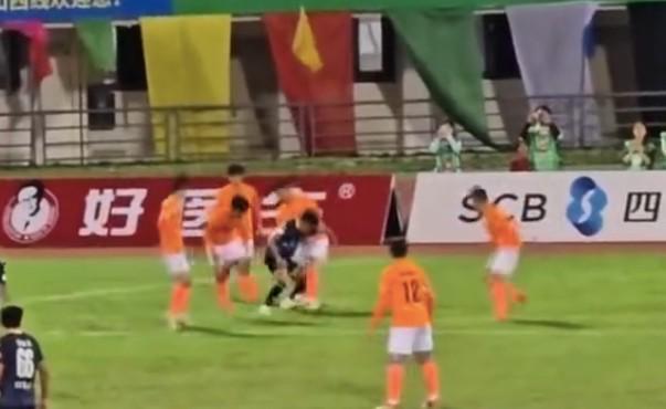 川超联赛第5轮：凉山队5-0碾压雅安，骨裂伤情成最大疑问