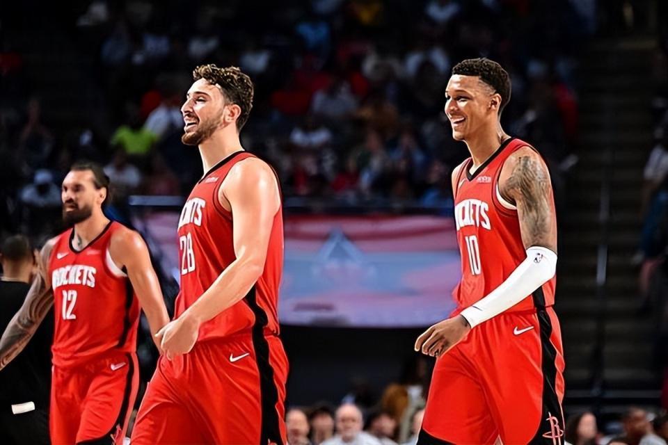 凯文杜兰特领衔,NBA火箭揭幕战五人先发名单曝光,申京成火箭内线支柱?