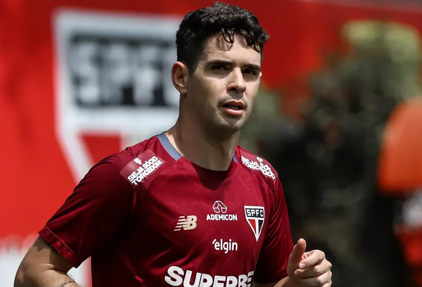 巴甲｜奥斯卡伤病4次，出勤率不足40%，这位中超传奇还能撑多久？