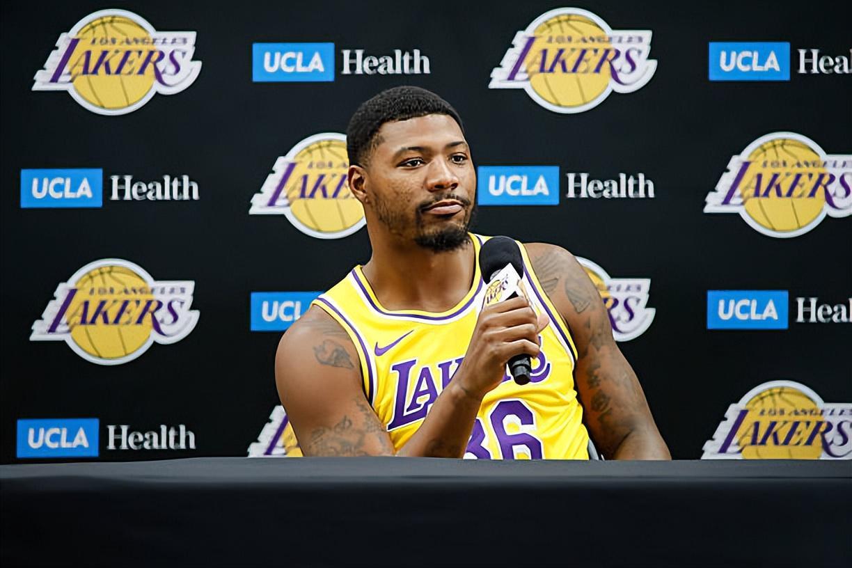 NBA湖人签下斯马特两年1100万：嗓门能补三分的缺口吗
