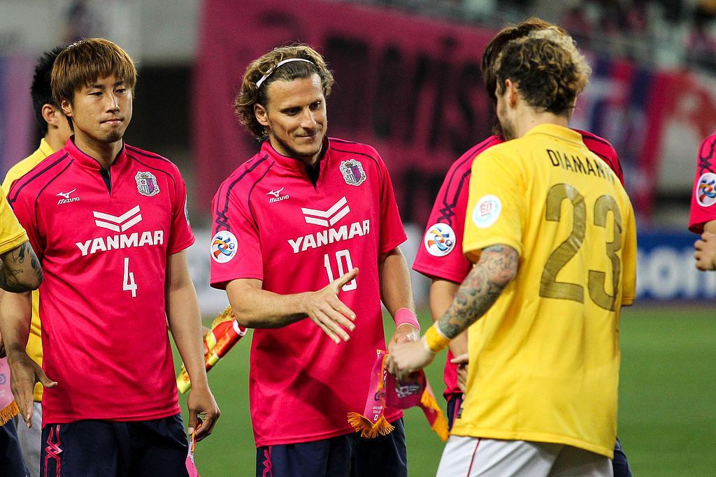 亚冠1比5那夜的耻辱重提：46岁弗兰退役赛重伤，足球的残酷还在