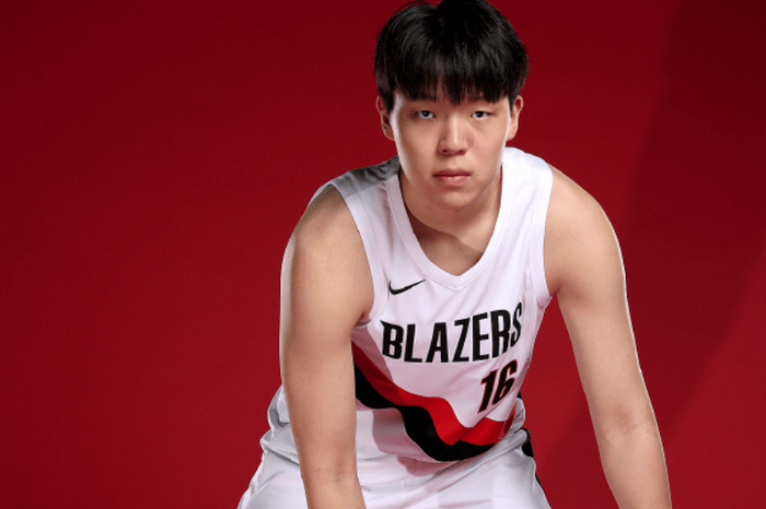 NBA:杨瀚森季前赛4场起伏,3分威胁与内线短板并存