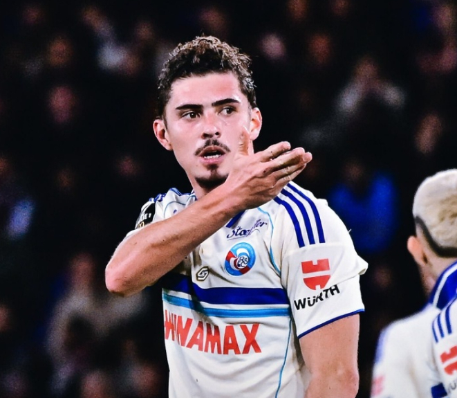 法甲23岁中锋8场7球！斯特拉斯堡3-3逼平巴黎，阿根廷世界杯能不能捡到宝？