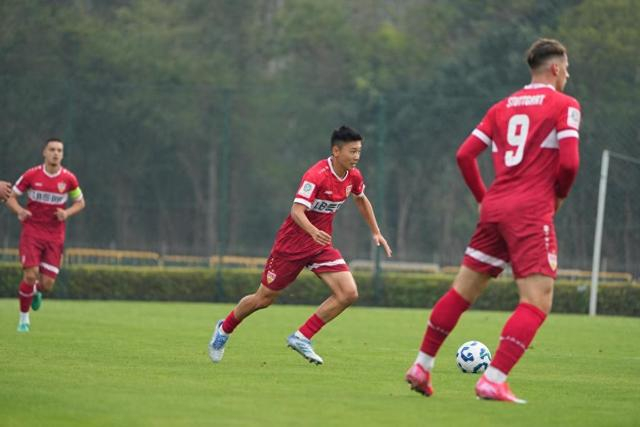 德甲新秀谢初筠：U19出场时间排前六，两年合约能不能变身一线？