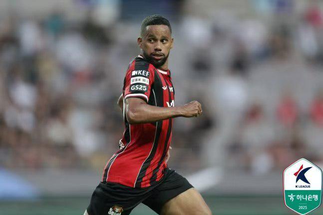 亚冠联赛首尔客战上海申花：1名外援放狠话，谁怕谁？