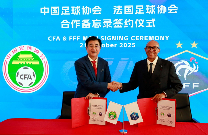 英超视角：中法签约4点暗战，中国足球能学到啥