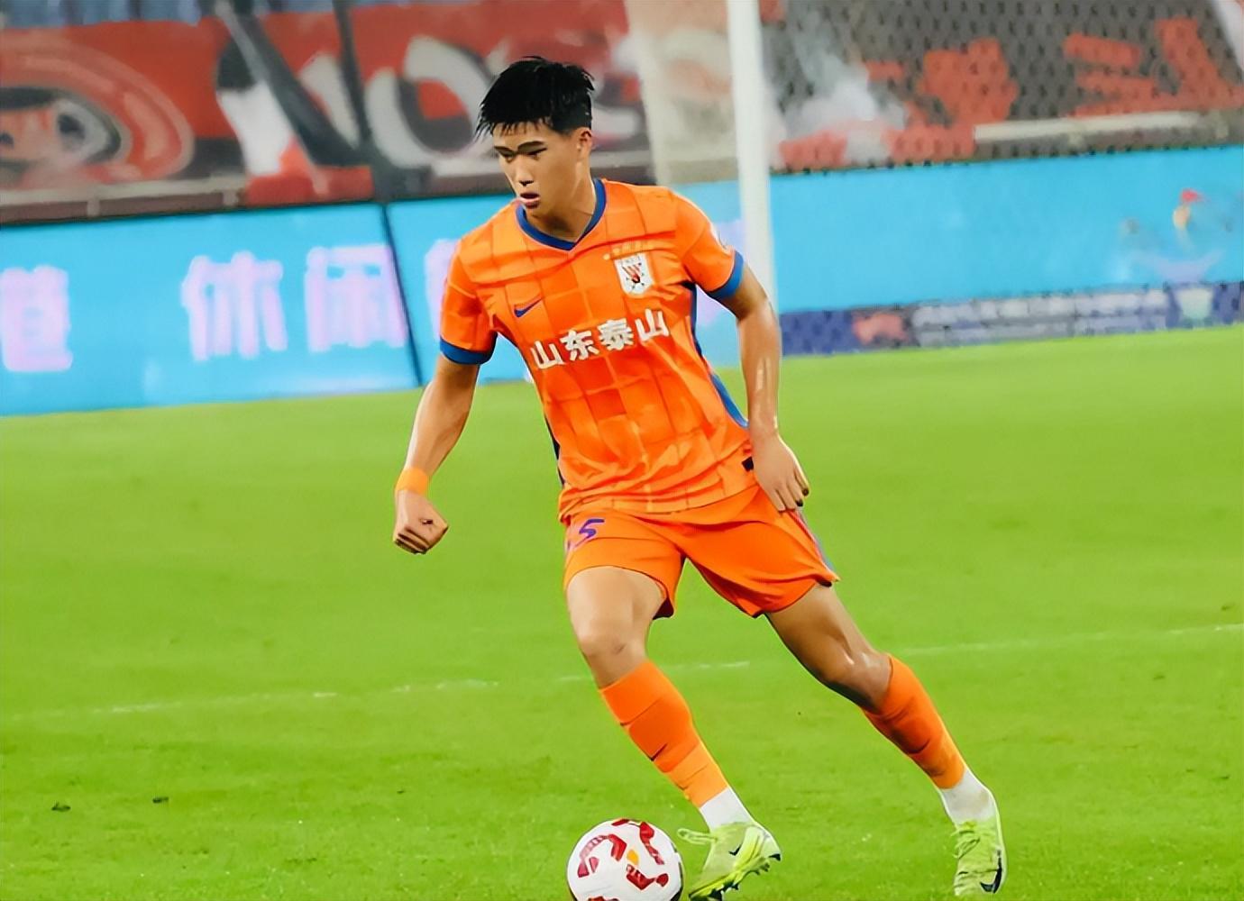 中超两队亚冠双0比2失利，山东泰山足球俱乐部警钟长鸣
