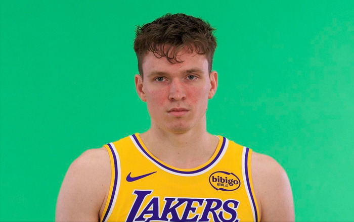 NBA：湖人执行克内克特2026-27球队选项，420万买安心还是认输？